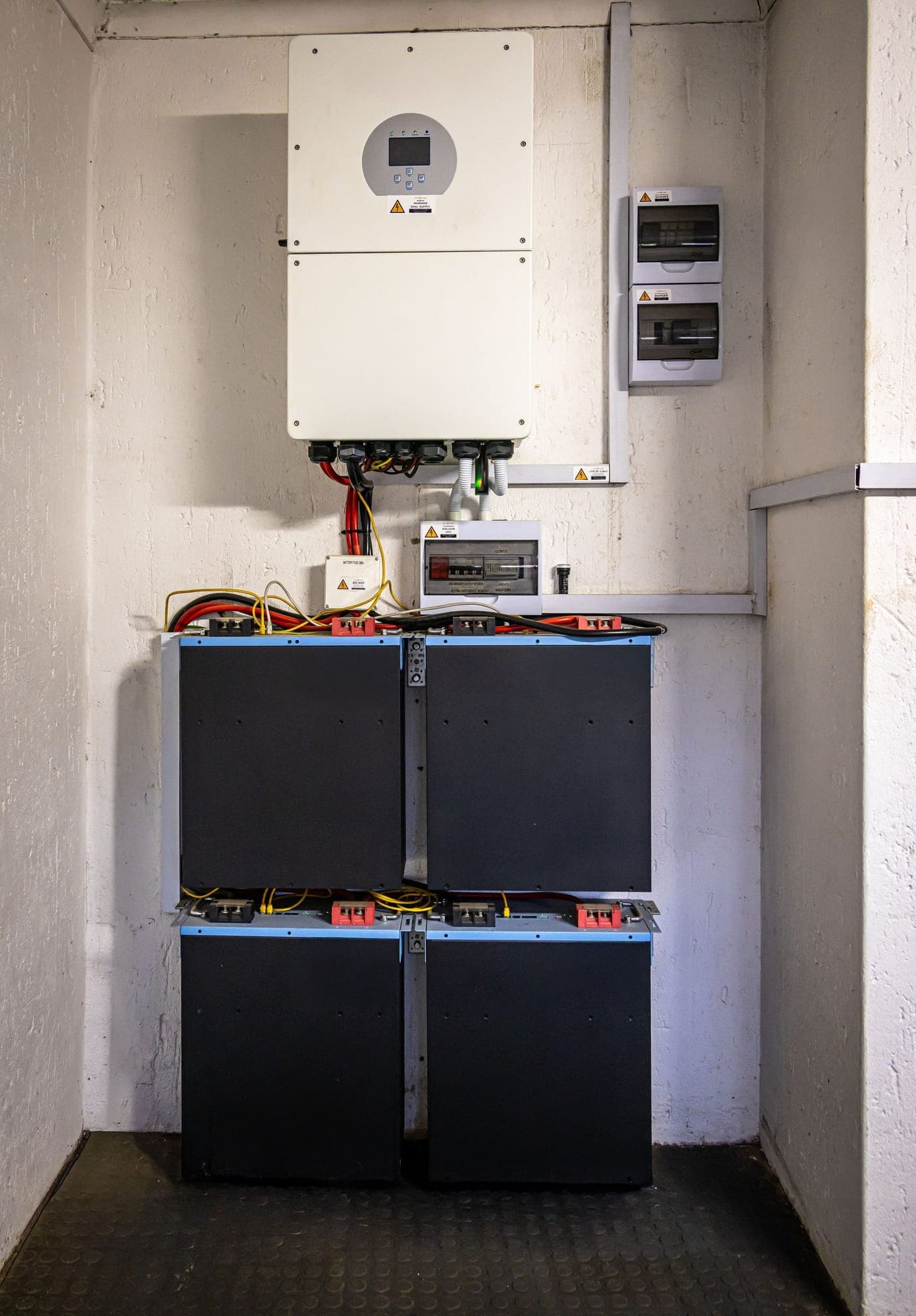 Inverter and battery storage stack